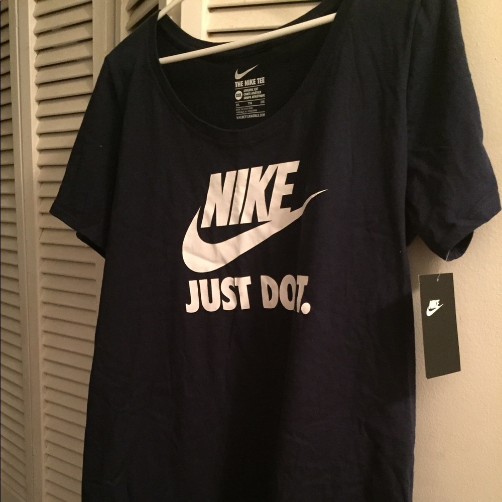 Nike tee